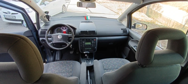 VW Sharan, снимка 8 - Автомобили и джипове - 49006520