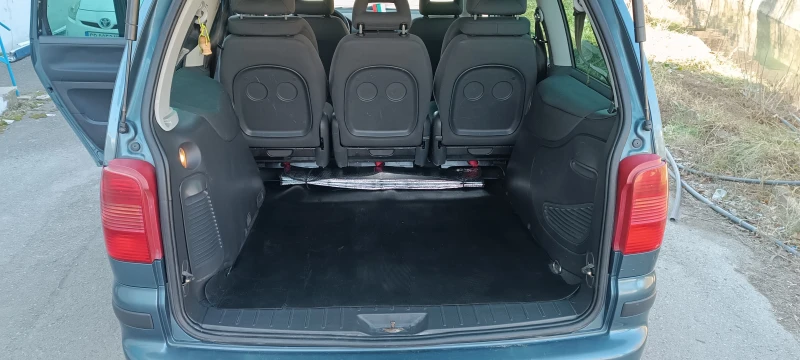 VW Sharan, снимка 9 - Автомобили и джипове - 49006520