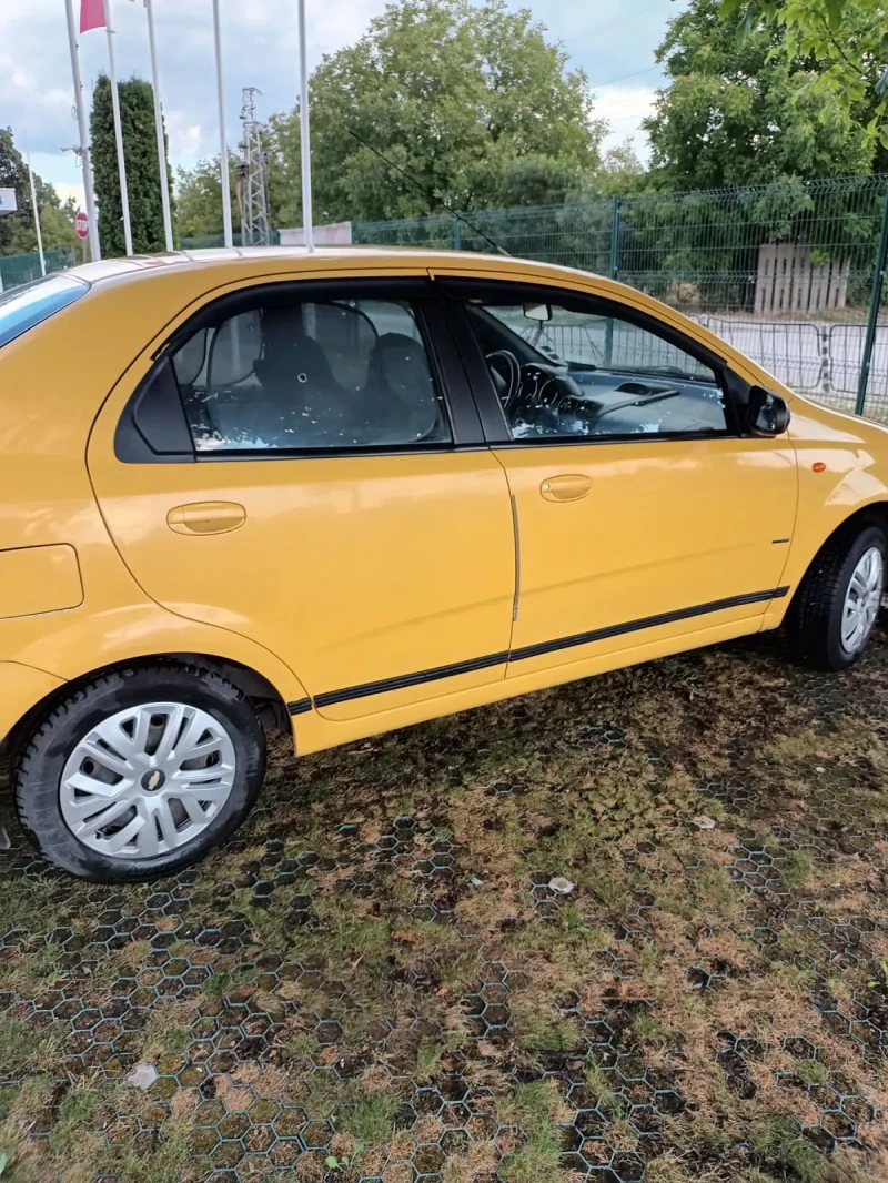 Chevrolet Kalos Седан, снимка 4 - Автомобили и джипове - 49347570