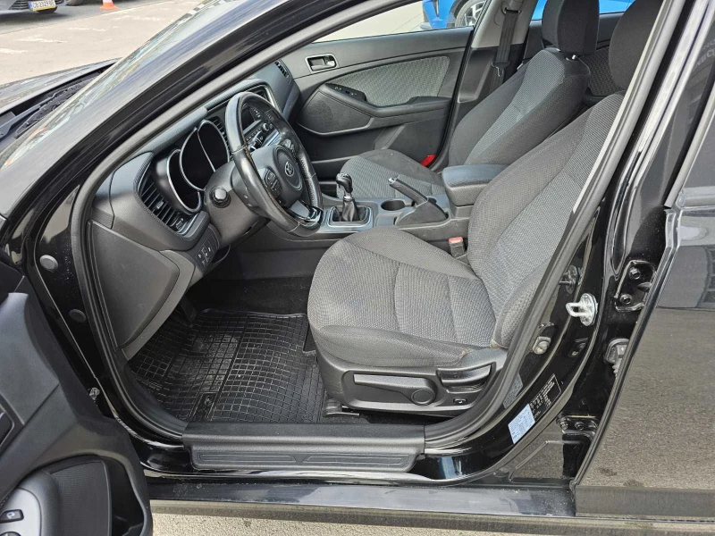 Kia Optima 1.7 , снимка 13 - Автомобили и джипове - 51189813