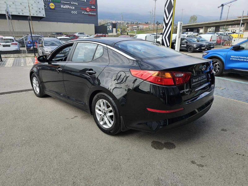 Kia Optima 1.7 , снимка 4 - Автомобили и джипове - 51189813