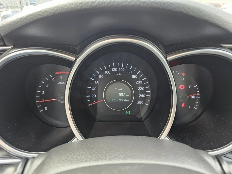 Kia Optima 1.7 , снимка 8 - Автомобили и джипове - 51189813