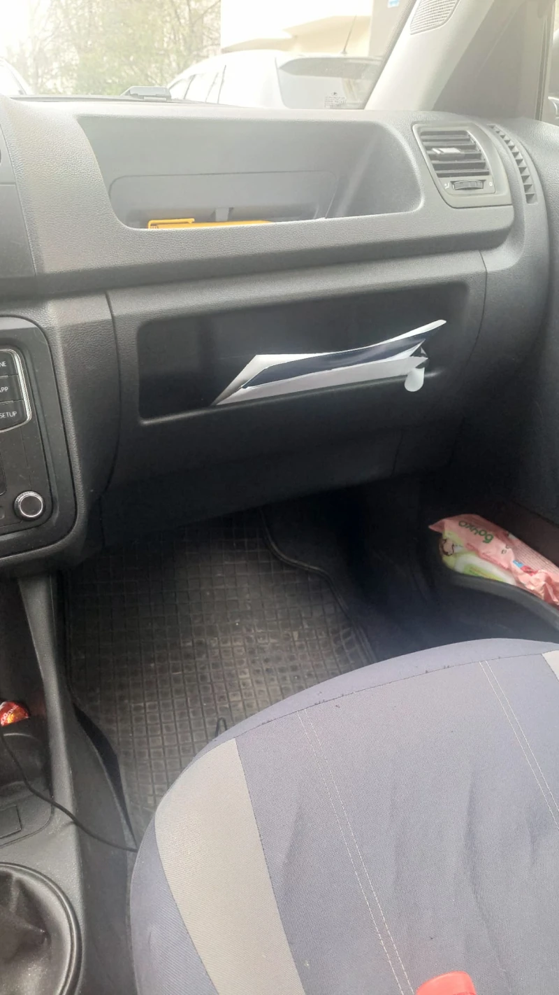 Skoda Fabia 1.2, 75 к.с. газов инжекцион, снимка 7 - Автомобили и джипове - 52403766