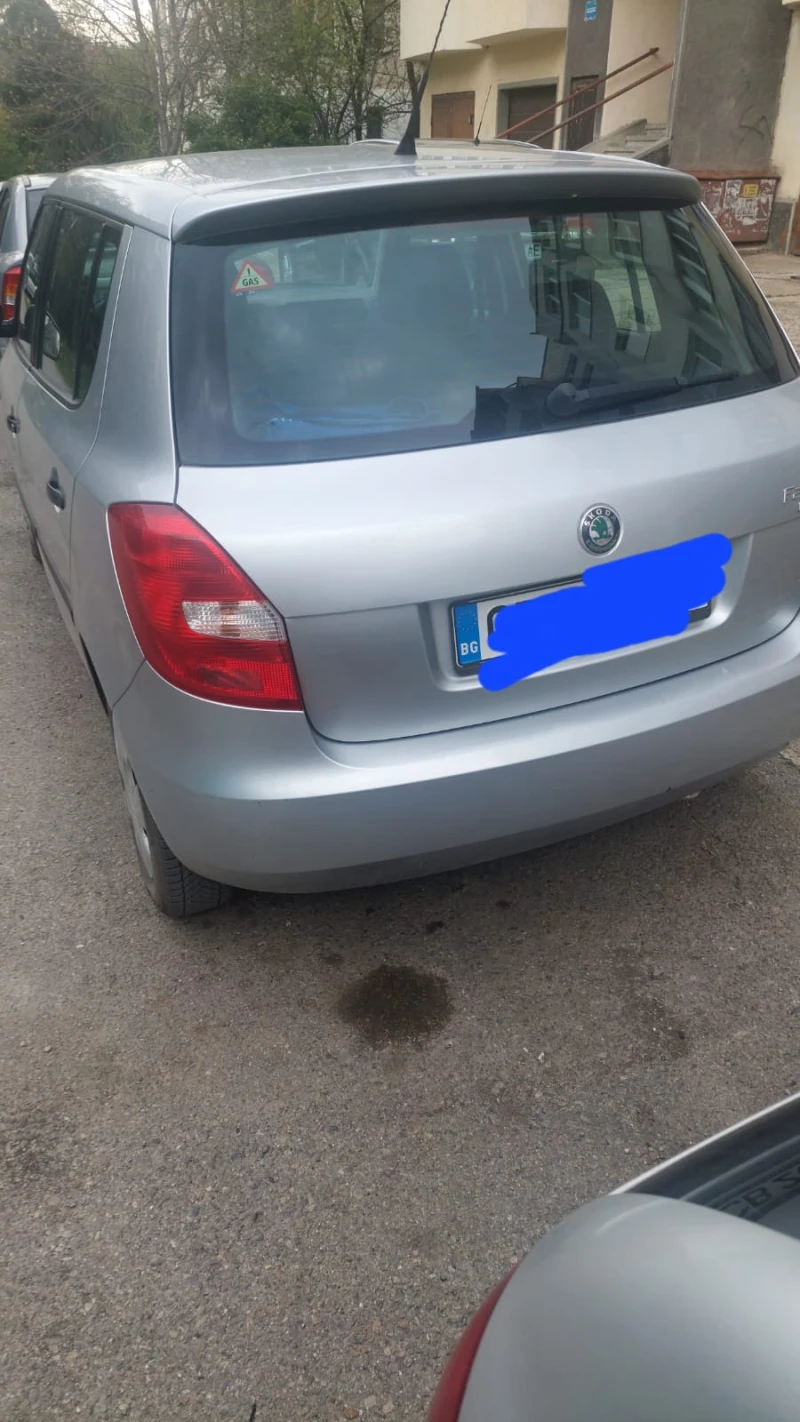 Skoda Fabia 1.2, 75 к.с. газов инжекцион, снимка 4 - Автомобили и джипове - 52403766