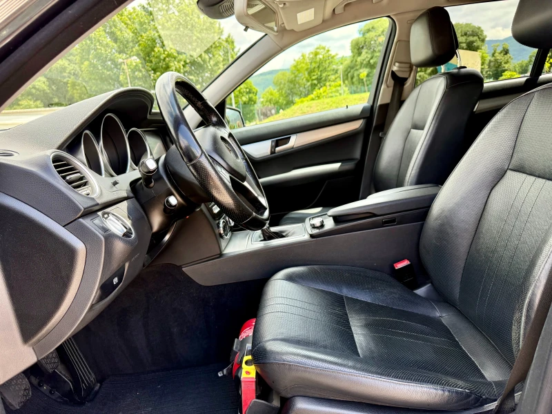 Mercedes-Benz C 220 CDI FACE 7G LED Обдухване Подгрев, снимка 9 - Автомобили и джипове - 50496906