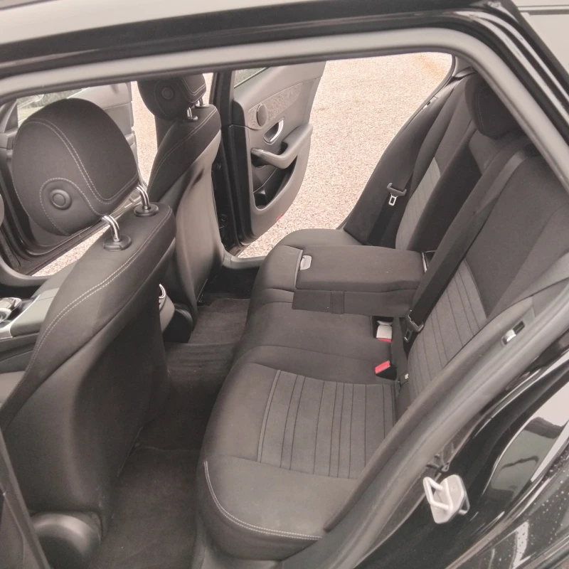 Mercedes-Benz C 180 D, снимка 12 - Автомобили и джипове - 52749151