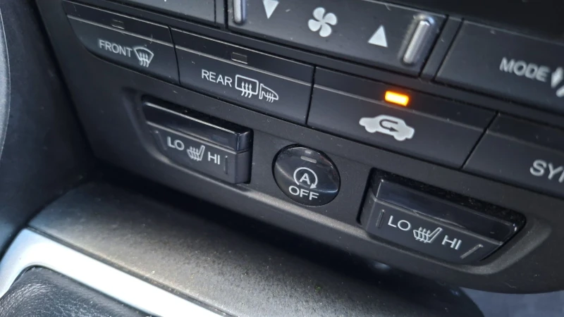 Honda Civic 1.8-КОЖА-КАМЕРА-ПОДГРЕВ, снимка 13 - Автомобили и джипове - 52795947