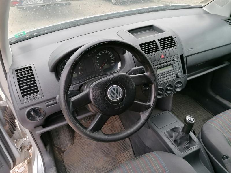 VW Polo 1.4FSI, снимка 7 - Автомобили и джипове - 29746849
