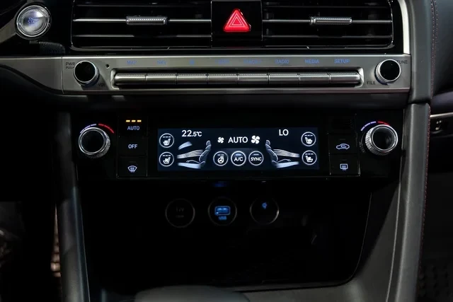 Genesis G70 3.3T Sport AWD* ����������* (���� �� ��) | Mobile.bg � ����������� 16