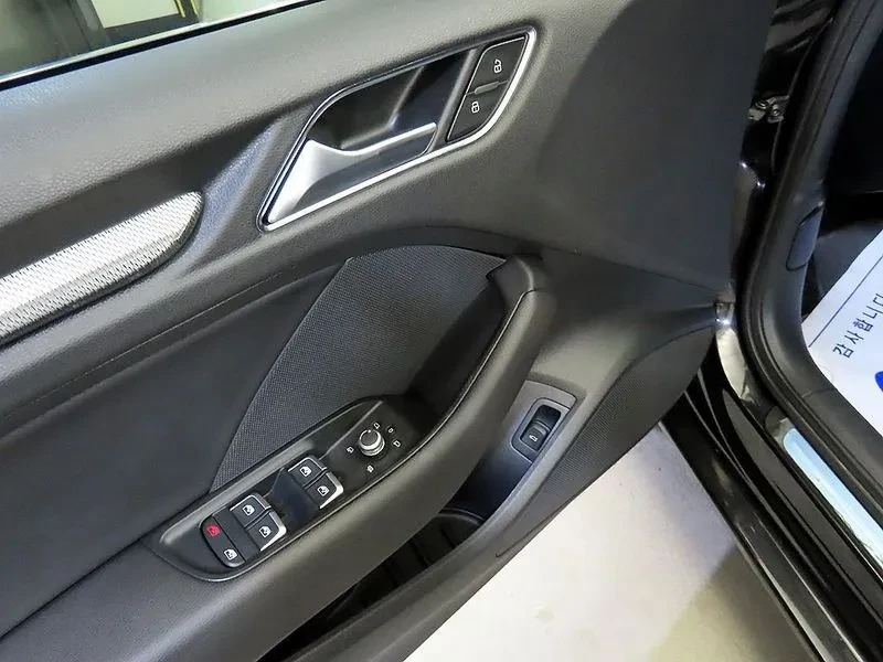 Audi A3 40 Tfsi, снимка 13 - Автомобили и джипове - 55389713