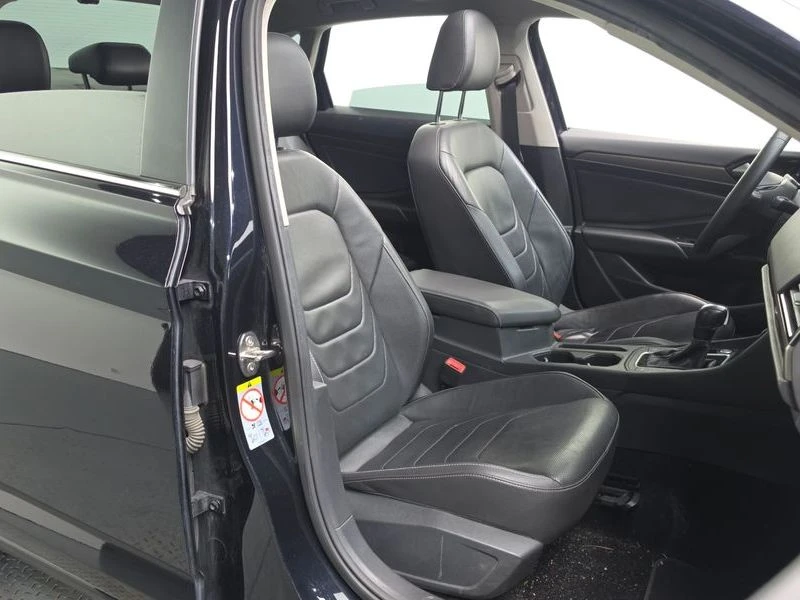 VW Jetta 1.4 DGX Automatic КРАЙНА ЦЕНА: 12042 EUR, снимка 12 - Автомобили и джипове - 55966884