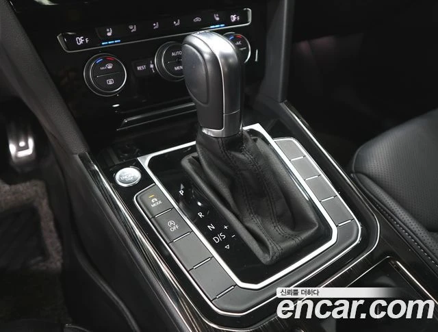 VW Arteon, снимка 15 - Автомобили и джипове - 56081460