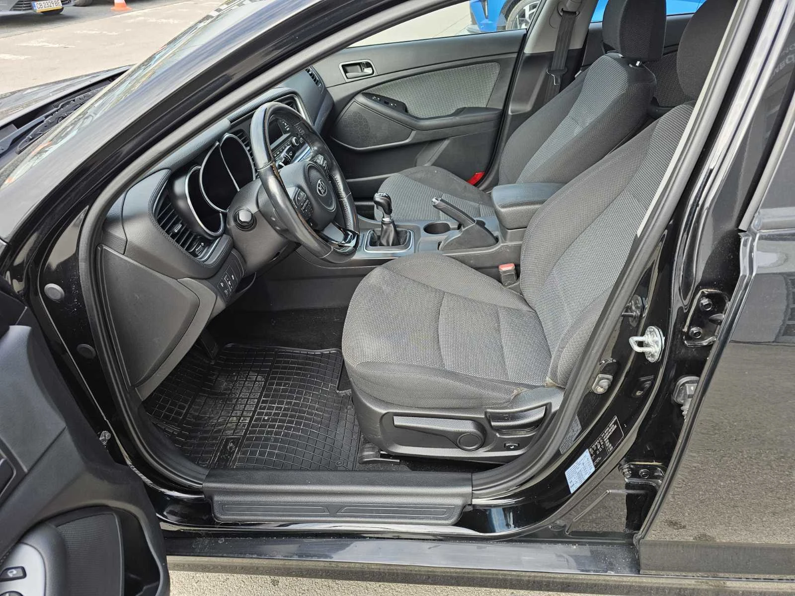 Kia Optima 1.7  | Mobile.bg   13