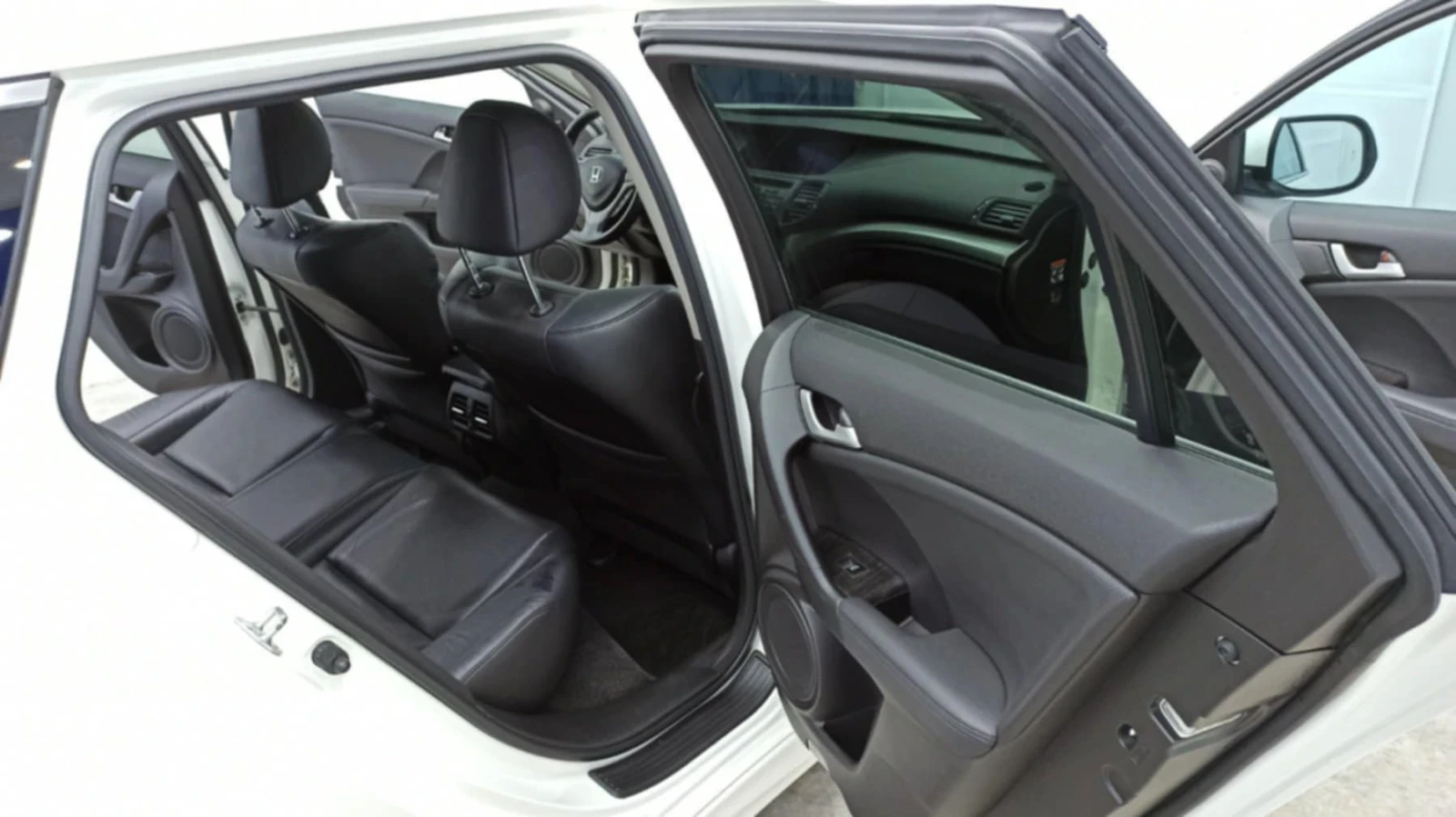 Honda Accord 2.4 - изображение 8