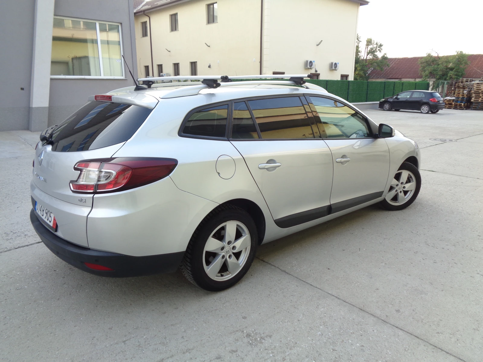 Renault Megane 1.5dCI-110-NAVI-LIZING - изображение 4