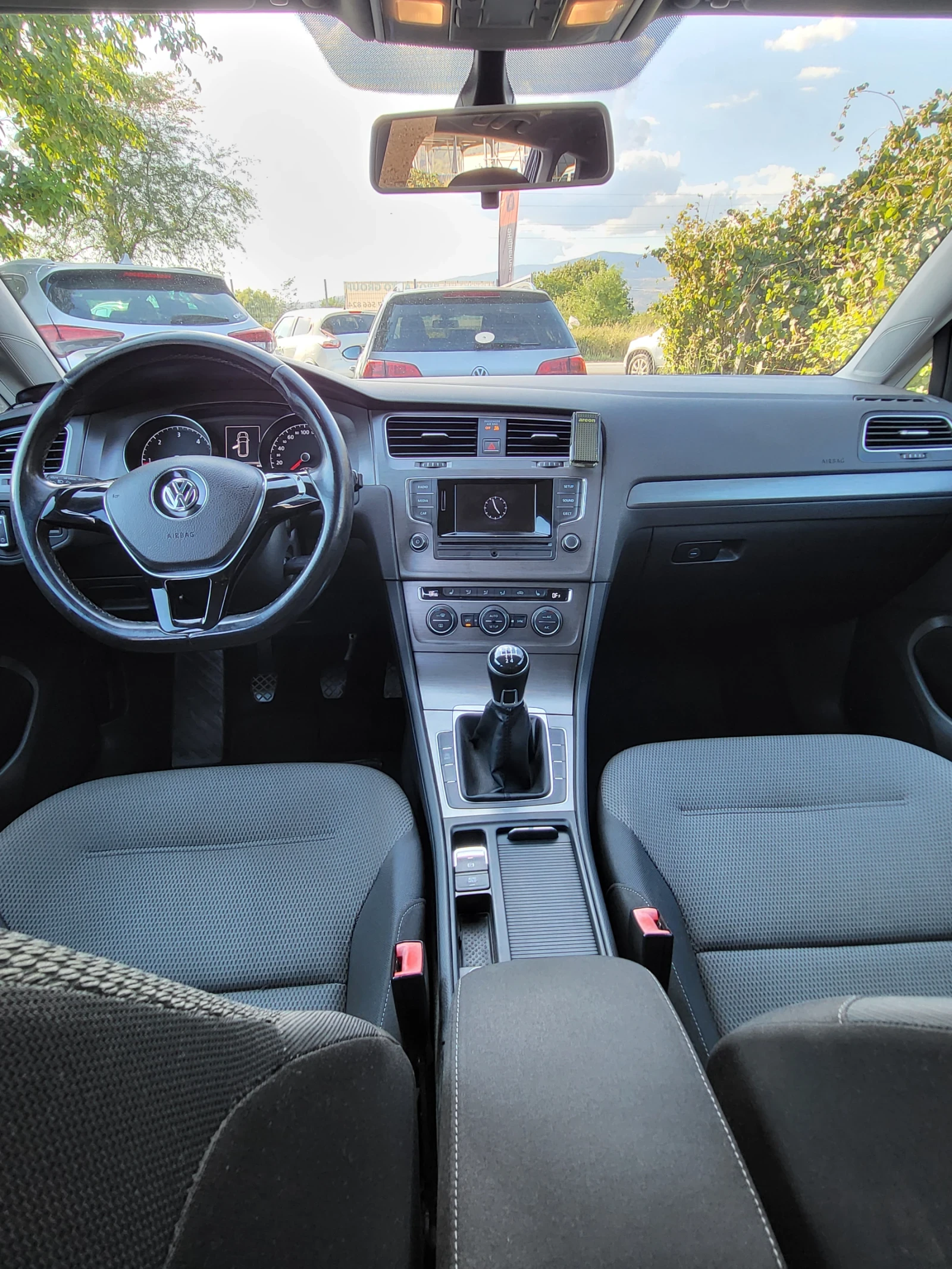 VW Golf 1.6TDI/Обслужен - изображение 10