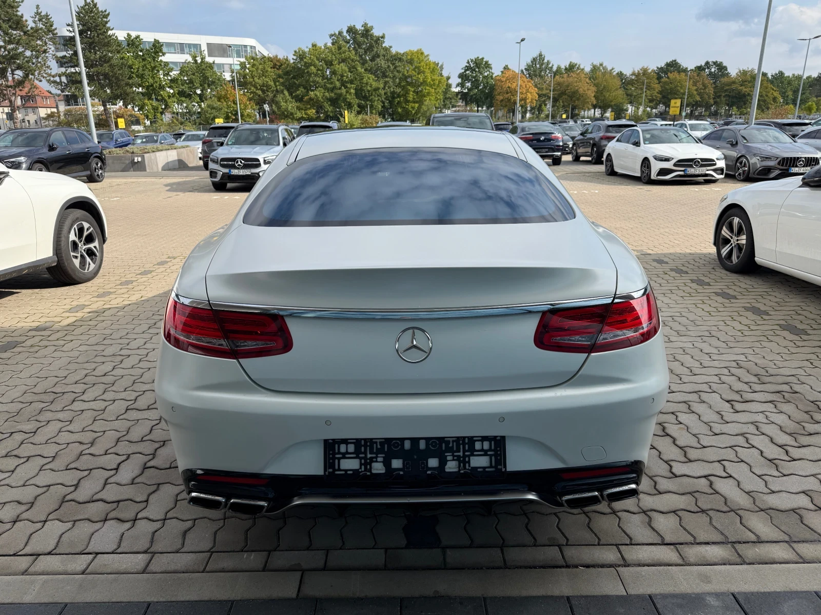 Mercedes-Benz S 500 COUPE 4MATIC  63 AMG PAKET BUR/SWAROWSKI/AMG/PANO - изображение 5