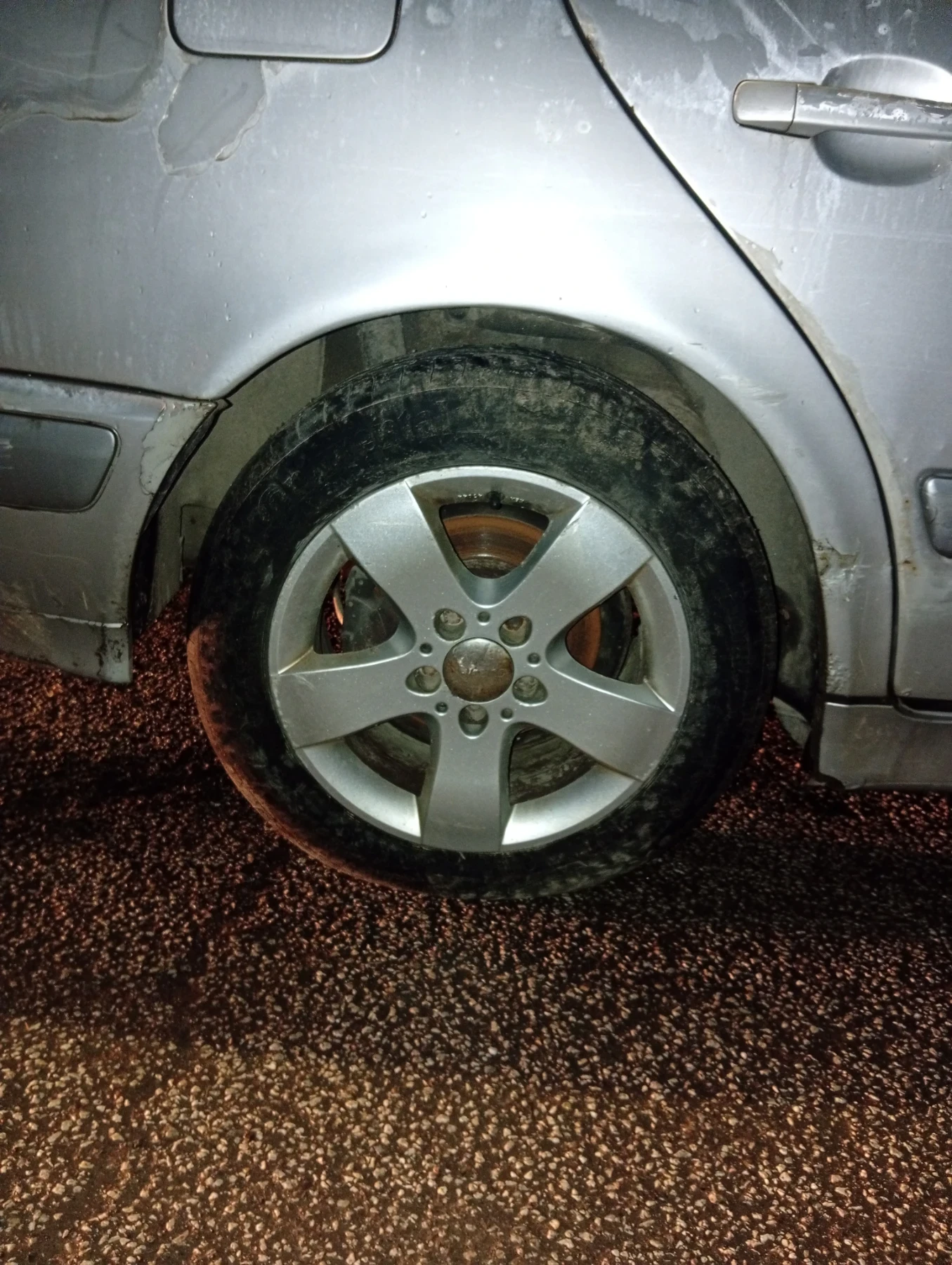 Mercedes-Benz E 220 2.2 cdi НА ЧАСТИ НИСКИ ЦЕНИ  - изображение 4