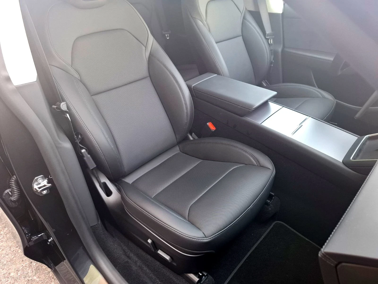 Tesla Model Y LR DM 6+ 1 Места Данъчен Кредит, снимка 12 - Автомобили и джипове - 53765581