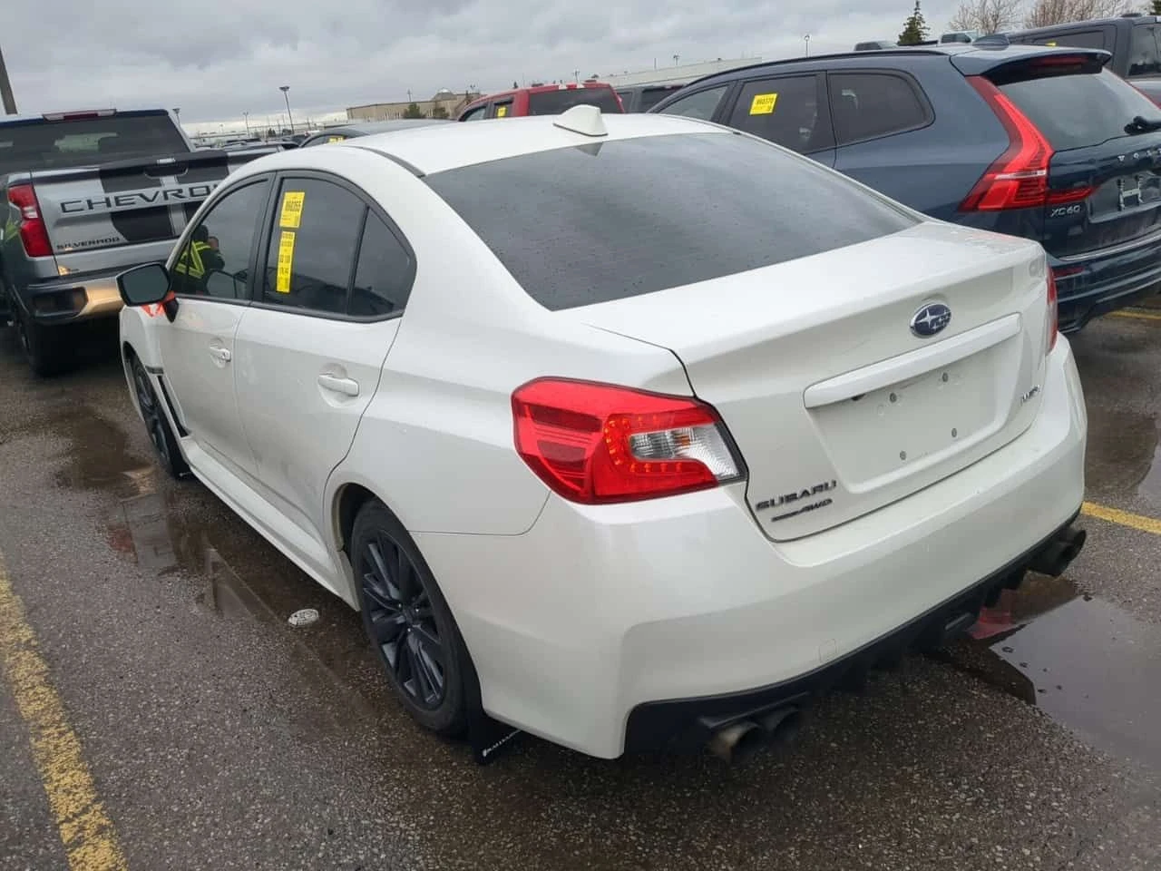 Subaru WRX CARFAX/ 2 КЛЮЧА/ПОДГРЕВ/ AWD, снимка 4 - Автомобили и джипове - 53990981