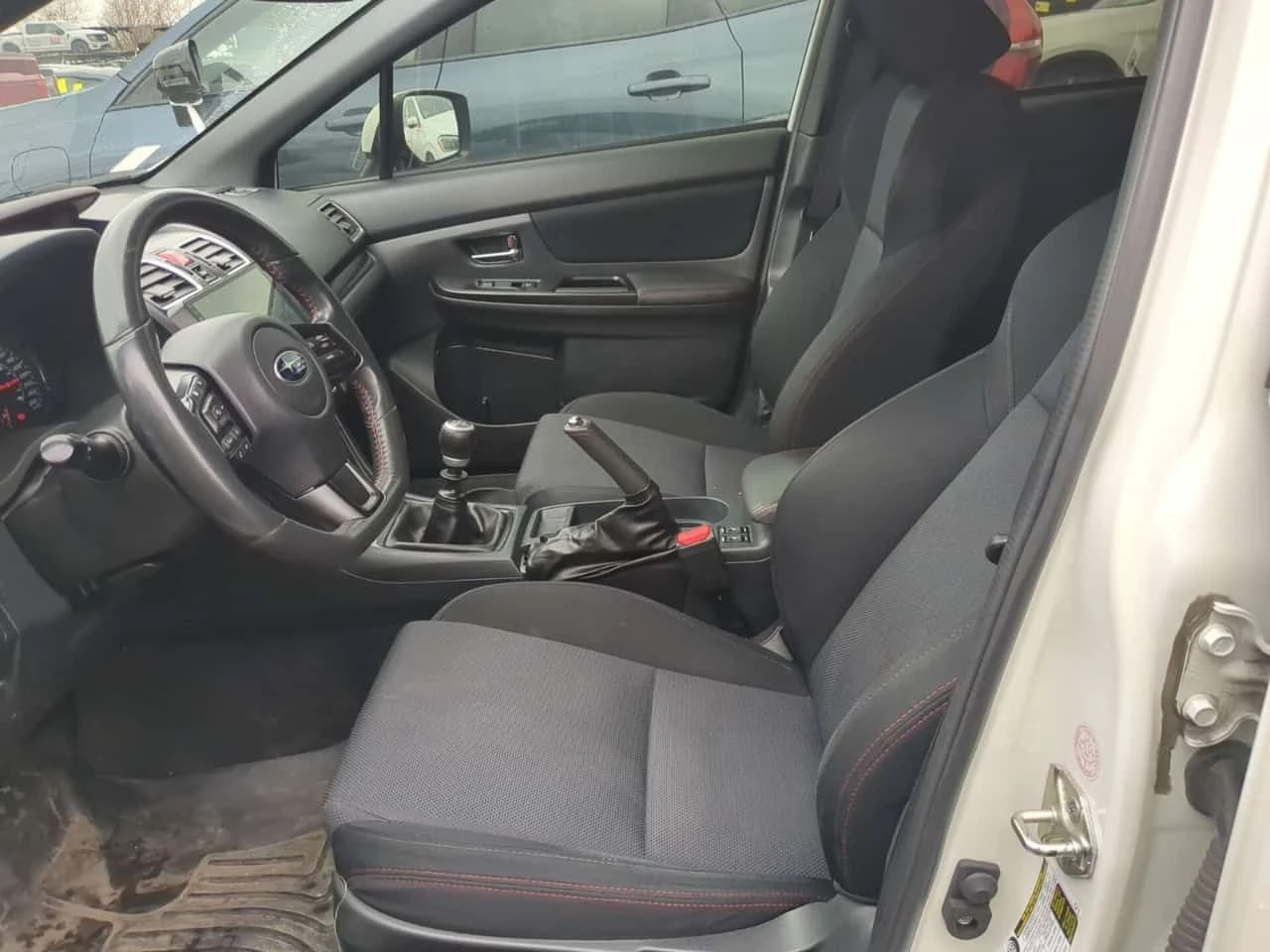 Subaru WRX CARFAX/ 2 КЛЮЧА/ПОДГРЕВ/ AWD, снимка 6 - Автомобили и джипове - 53990981