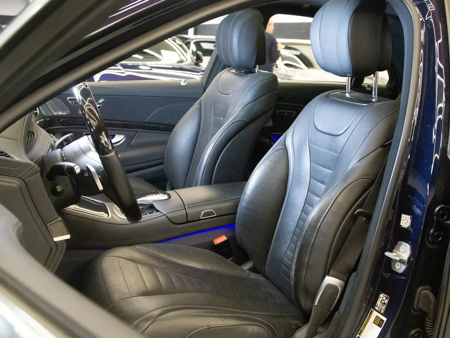 Mercedes-Benz S 560 AMG, снимка 14 - Автомобили и джипове - 54681546