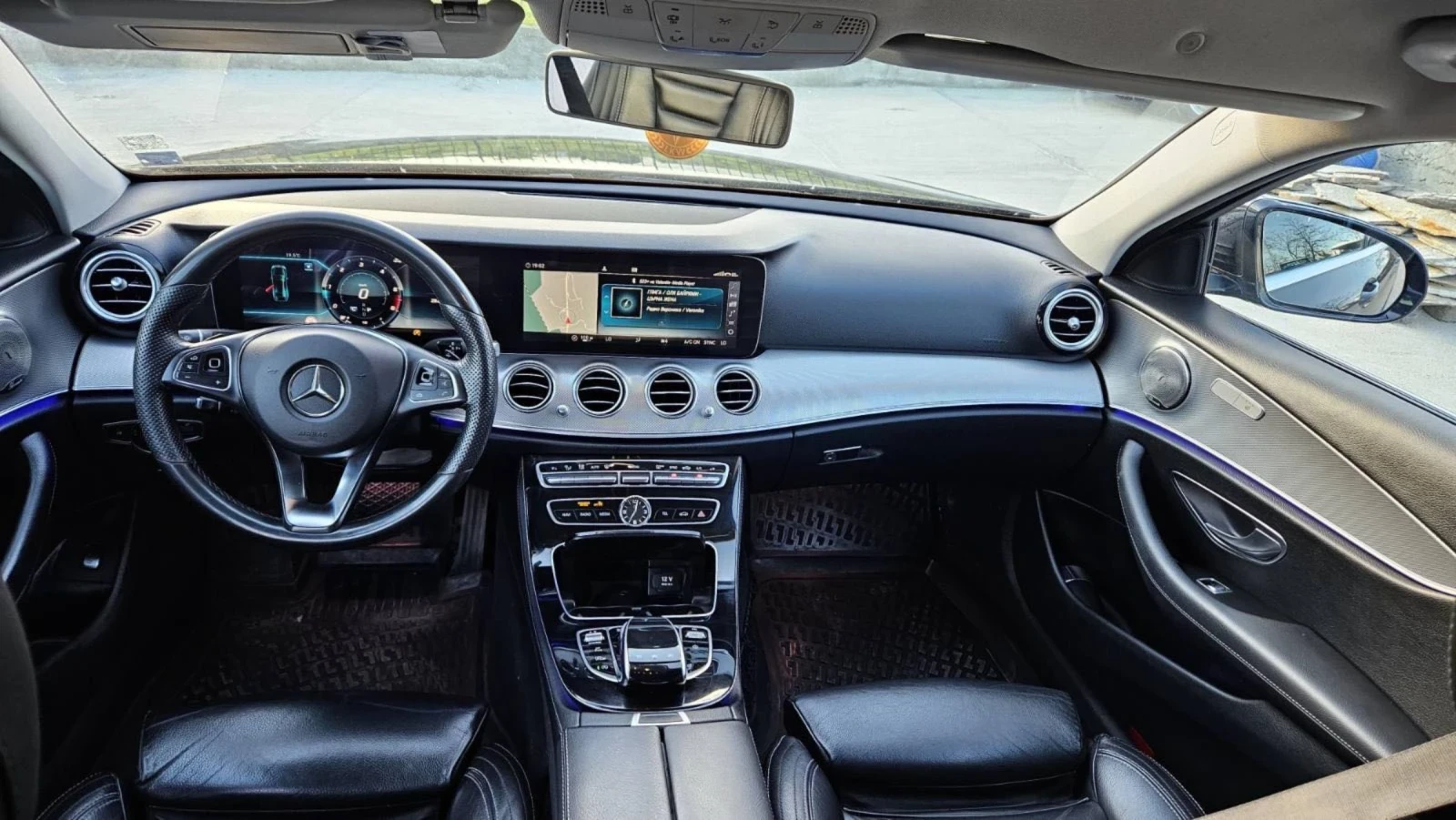 Mercedes-Benz E 220, снимка 9 - Автомобили и джипове - 54768053