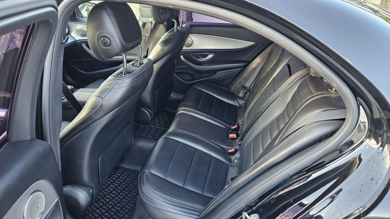 Mercedes-Benz E 220, снимка 7 - Автомобили и джипове - 54768053