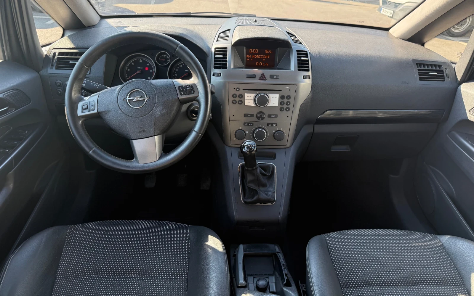 Opel Zafira, снимка 5 - Автомобили и джипове - 55042974