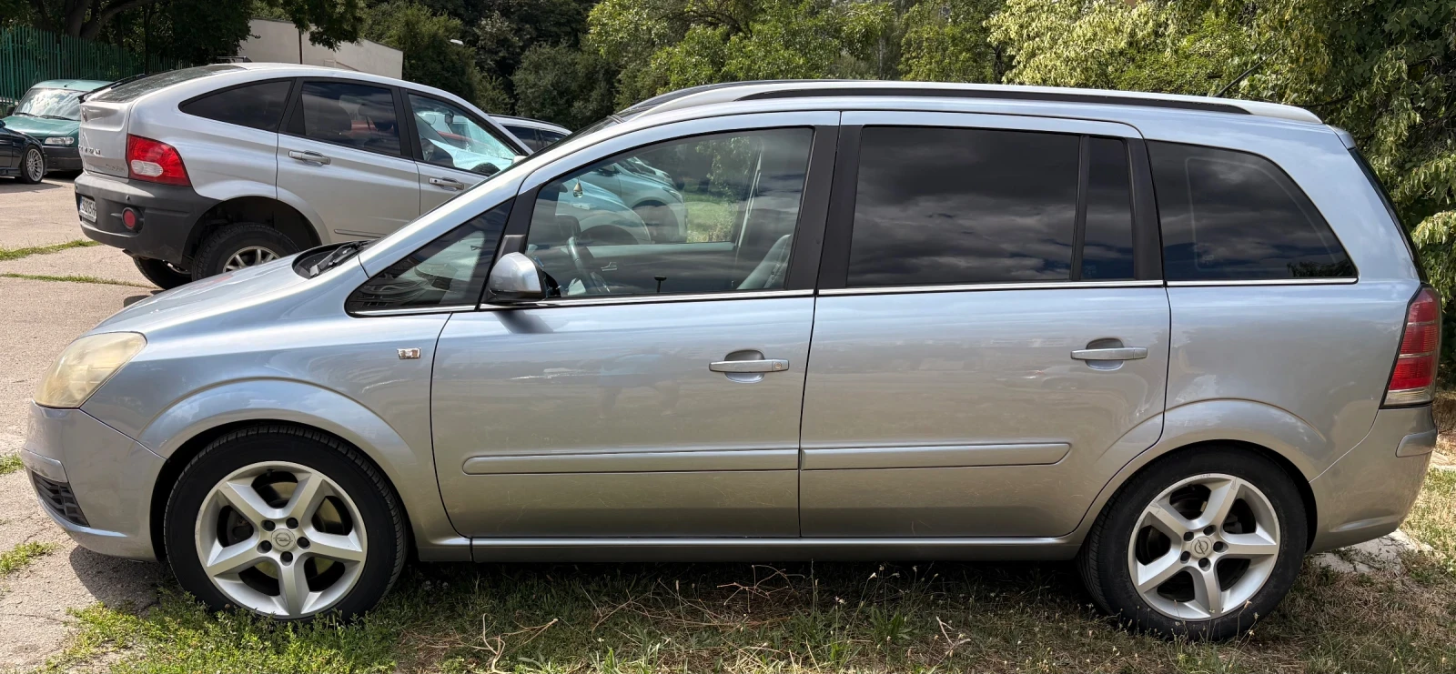 Opel Zafira Ван, снимка 8 - Автомобили и джипове - 55396790