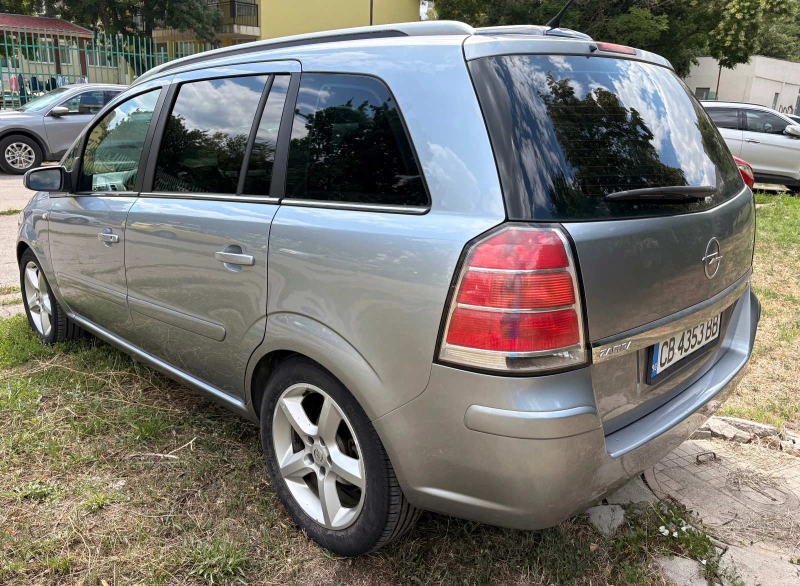 Opel Zafira Ван, снимка 7 - Автомобили и джипове - 55396790