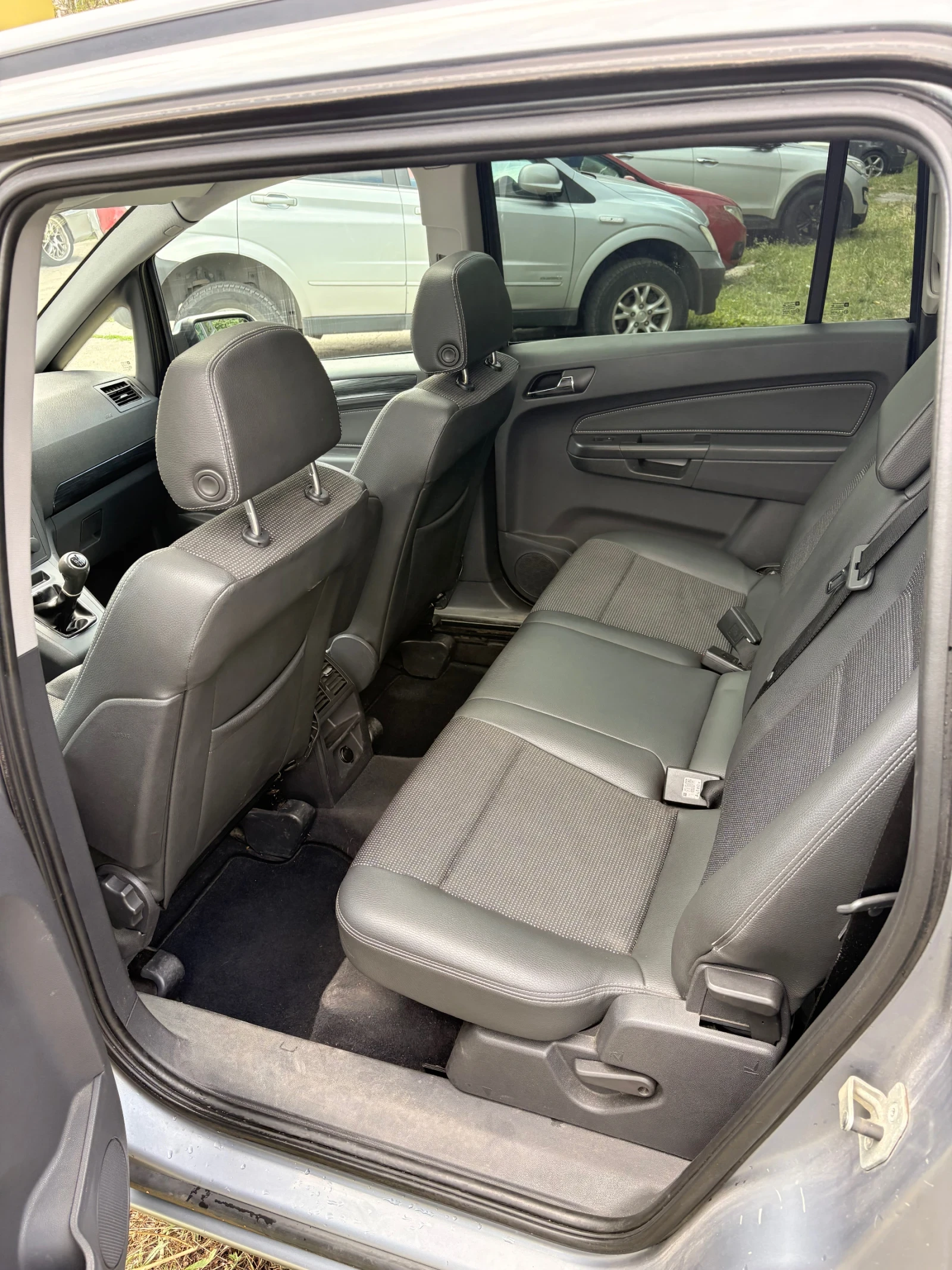 Opel Zafira Ван, снимка 14 - Автомобили и джипове - 55396790