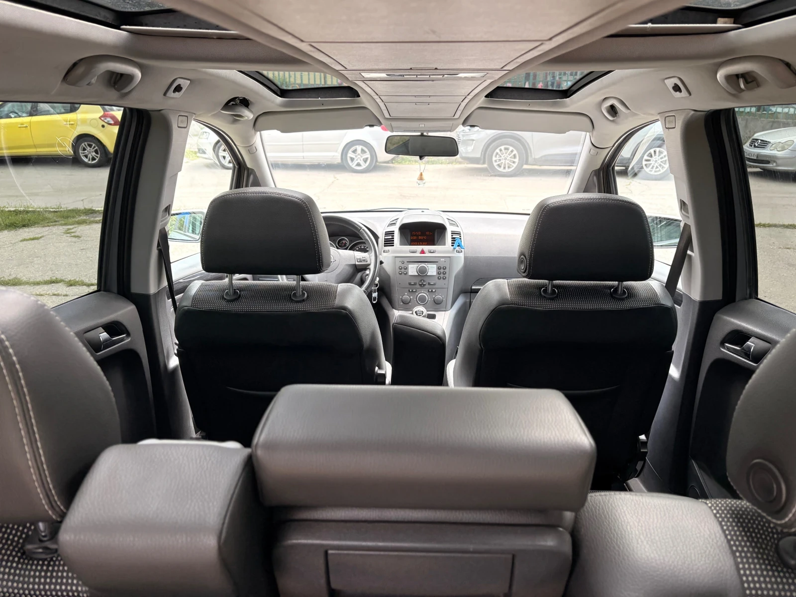 Opel Zafira Ван, снимка 17 - Автомобили и джипове - 55396790