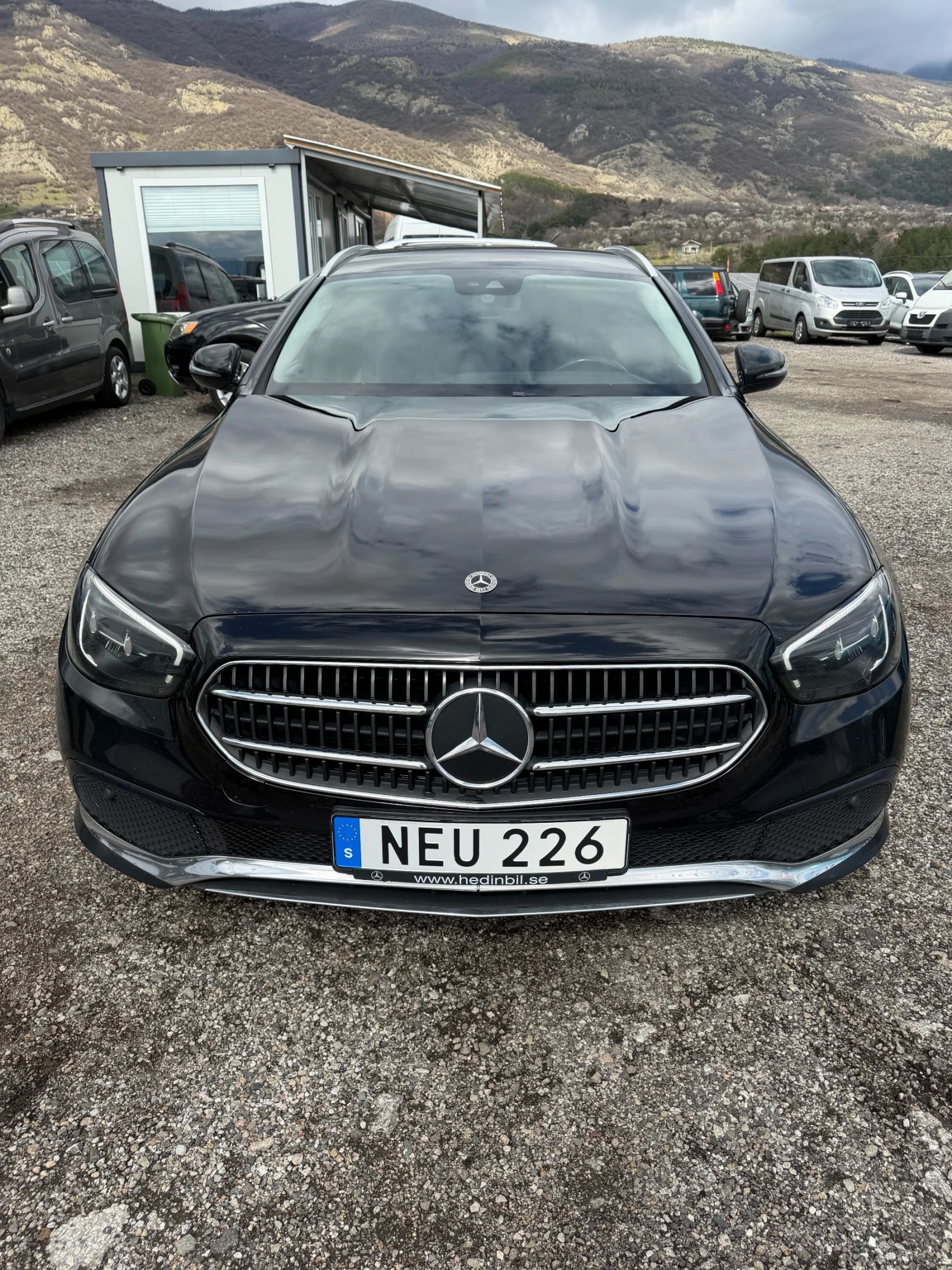 Mercedes-Benz E 220 2022, снимка 2 - Автомобили и джипове - 55513695