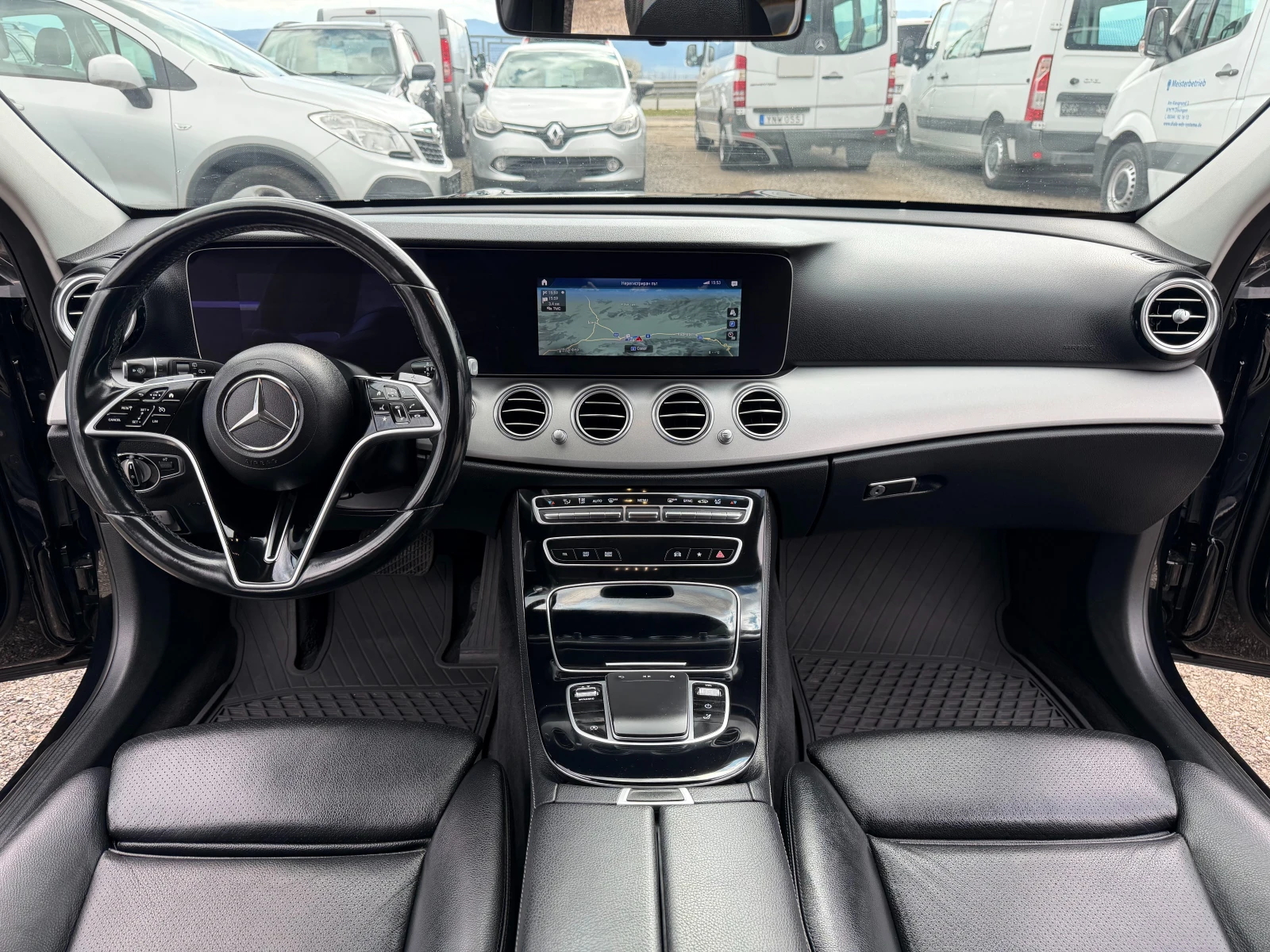 Mercedes-Benz E 220 2022, снимка 16 - Автомобили и джипове - 55513695