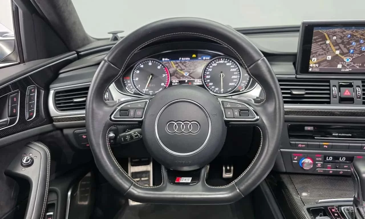 Audi S6 * 4.0 TFSI * HEAD UP * FACELIFT * 360 * ДИСТРОНИК, снимка 13 - Автомобили и джипове - 56210884