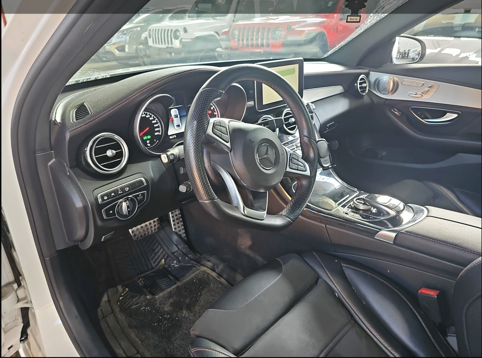 Mercedes-Benz C 43 AMG BURMESTER / 360 КАМЕРИ / LINE ASSIST, снимка 6 - Автомобили и джипове - 56726714