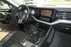 VW Touareg 3.0TDI 231кс ATMOSPHERE 4-MOTION НОВ, снимка 12