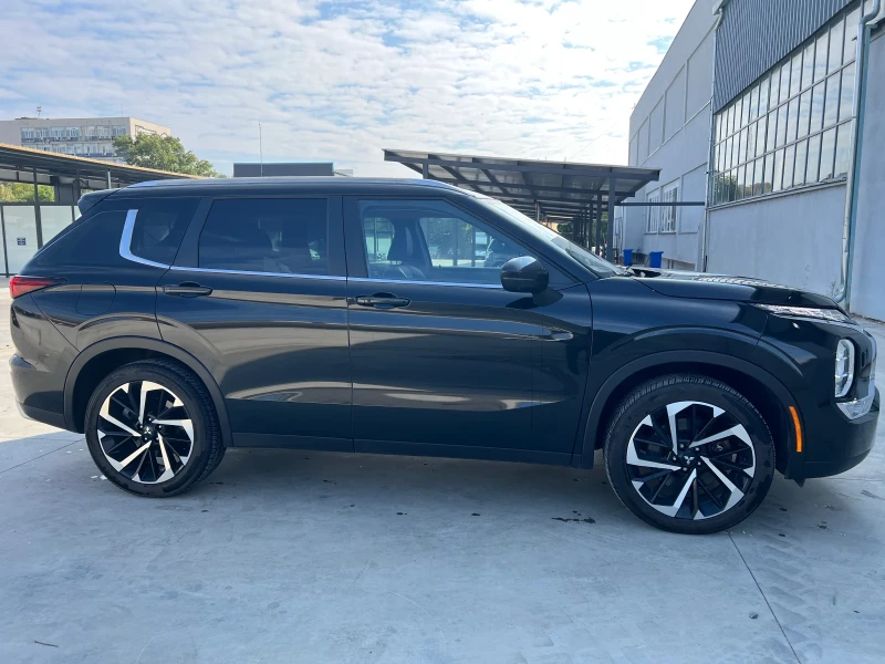 Mitsubishi Outlander SWC, снимка 3 - Автомобили и джипове - 53088469