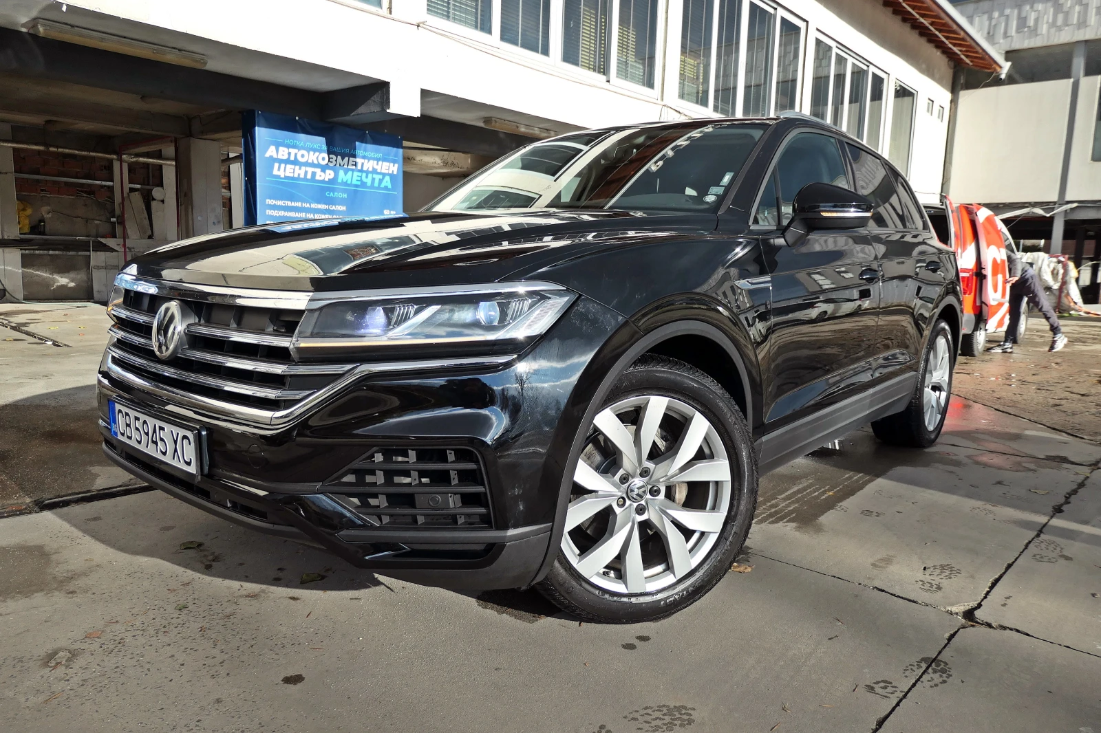 VW Touareg 3.0TDI 231кс ATMOSPHERE 4-MOTION НОВ - изображение 2
