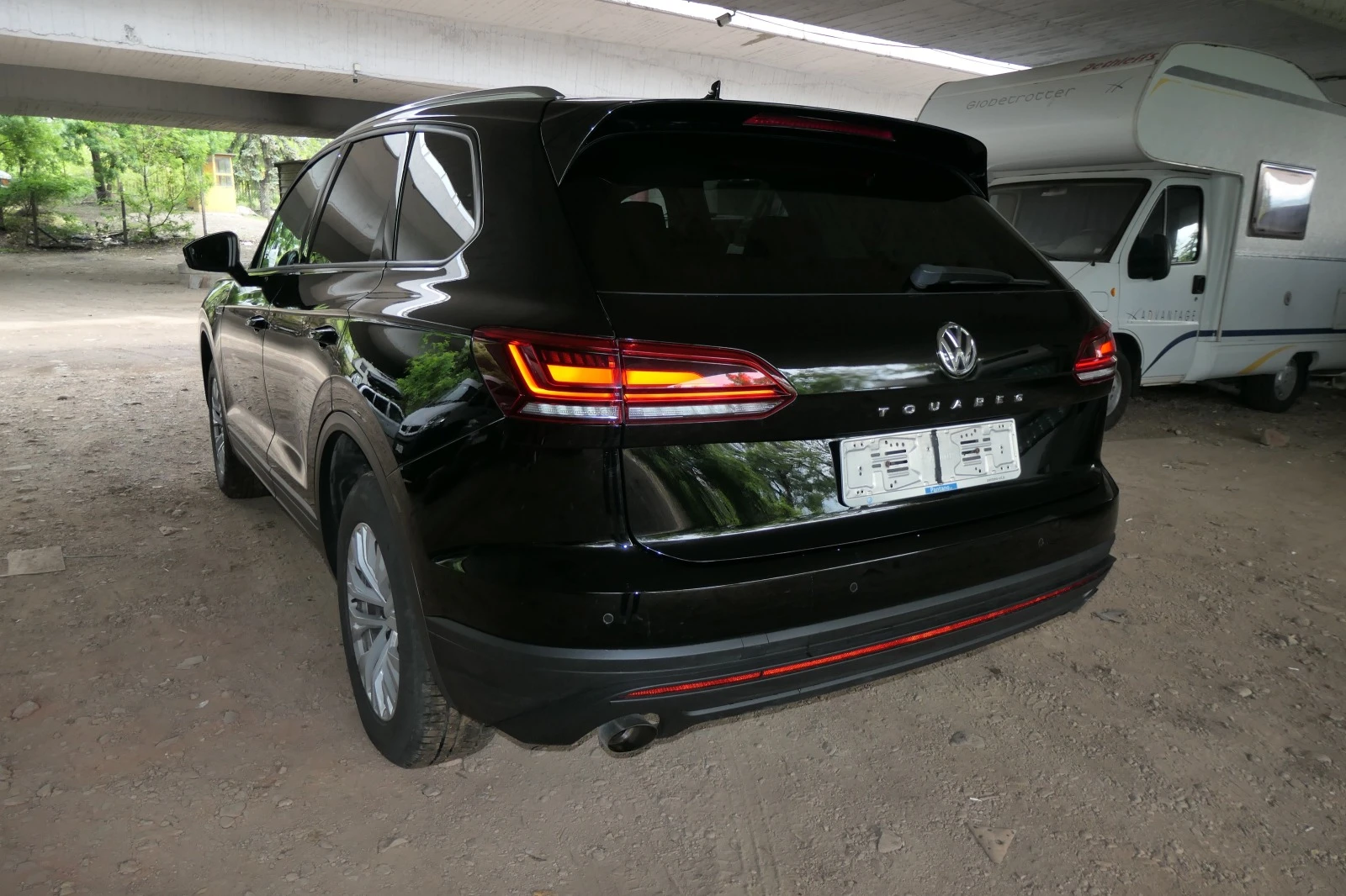 VW Touareg 3.0TDI 231кс ATMOSPHERE 4-MOTION НОВ - изображение 7