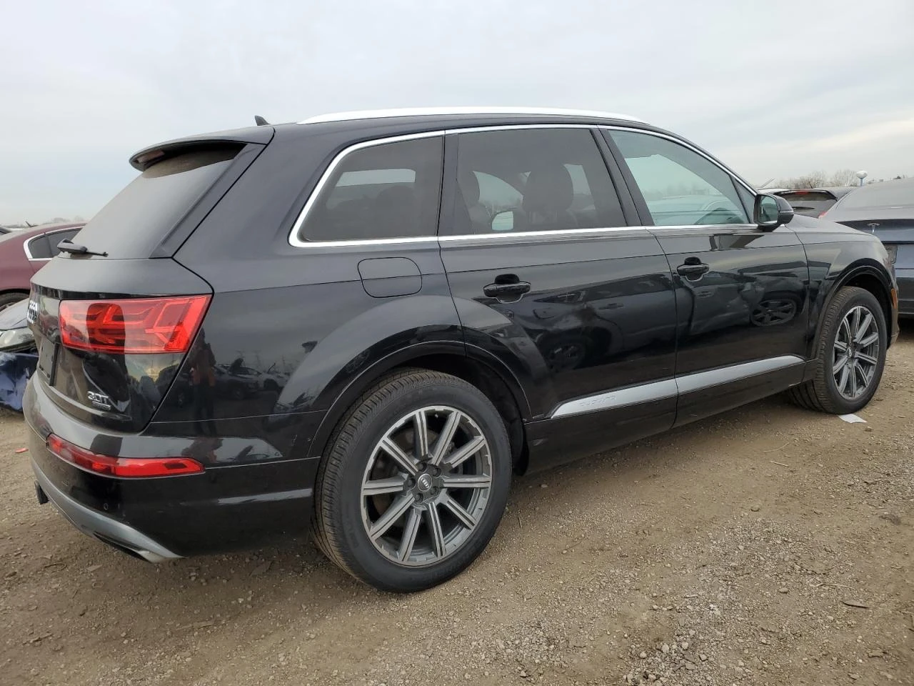 Audi Q7 PREMIUM PLUS/ПОДГРЕВ/КАМЕРИ/LANE ASSIST - изображение 6