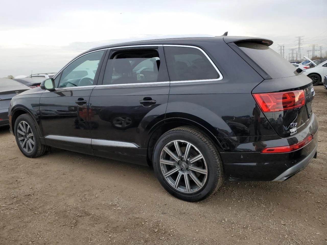 Audi Q7 PREMIUM PLUS/ПОДГРЕВ/КАМЕРИ/LANE ASSIST - изображение 4