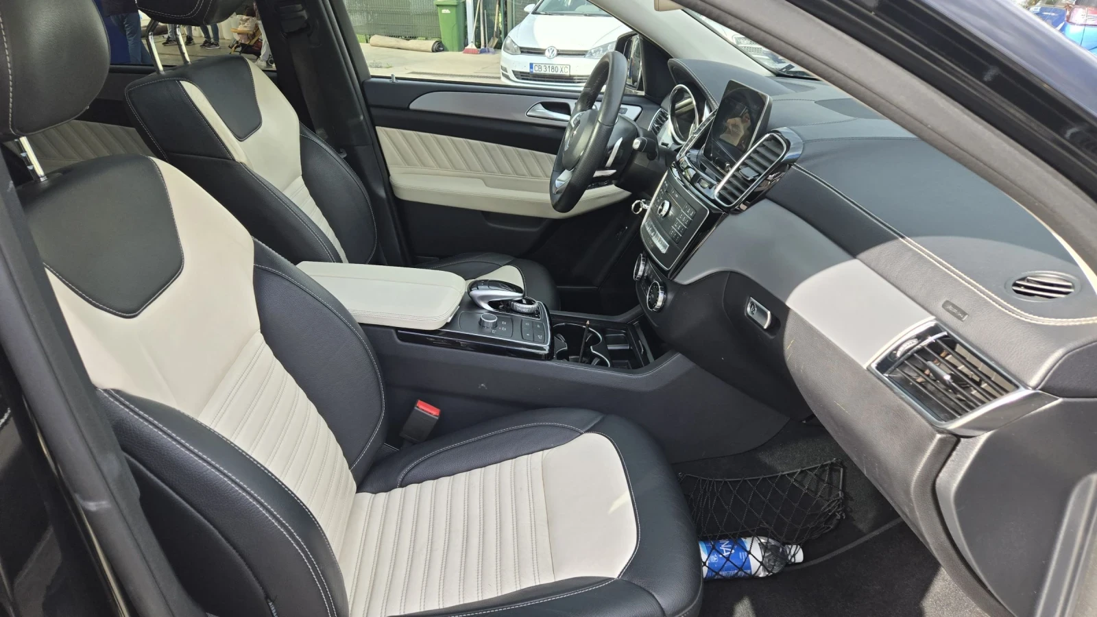 Mercedes-Benz GLE 350 COUPE Panorama AMG Paket - изображение 9