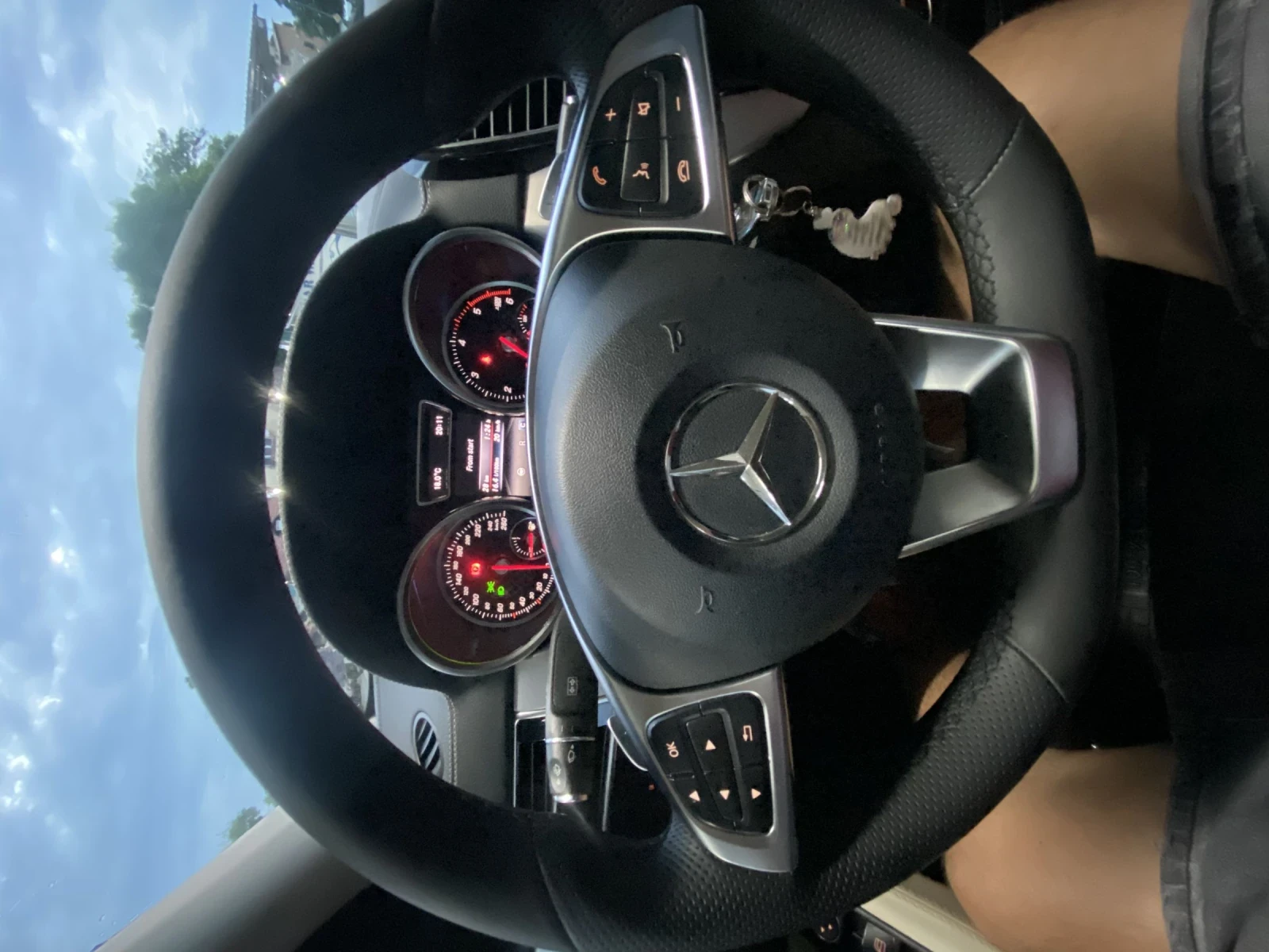 Mercedes-Benz GLE 350 COUPE Panorama AMG Paket - изображение 3