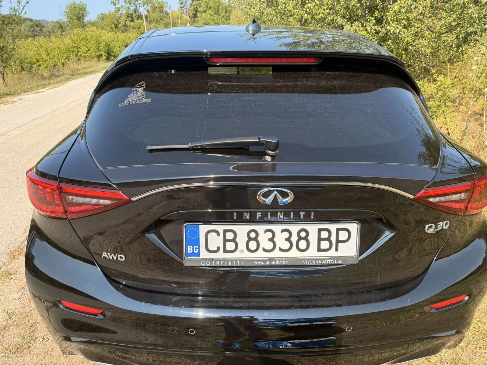 Infiniti Q30  - изображение 2