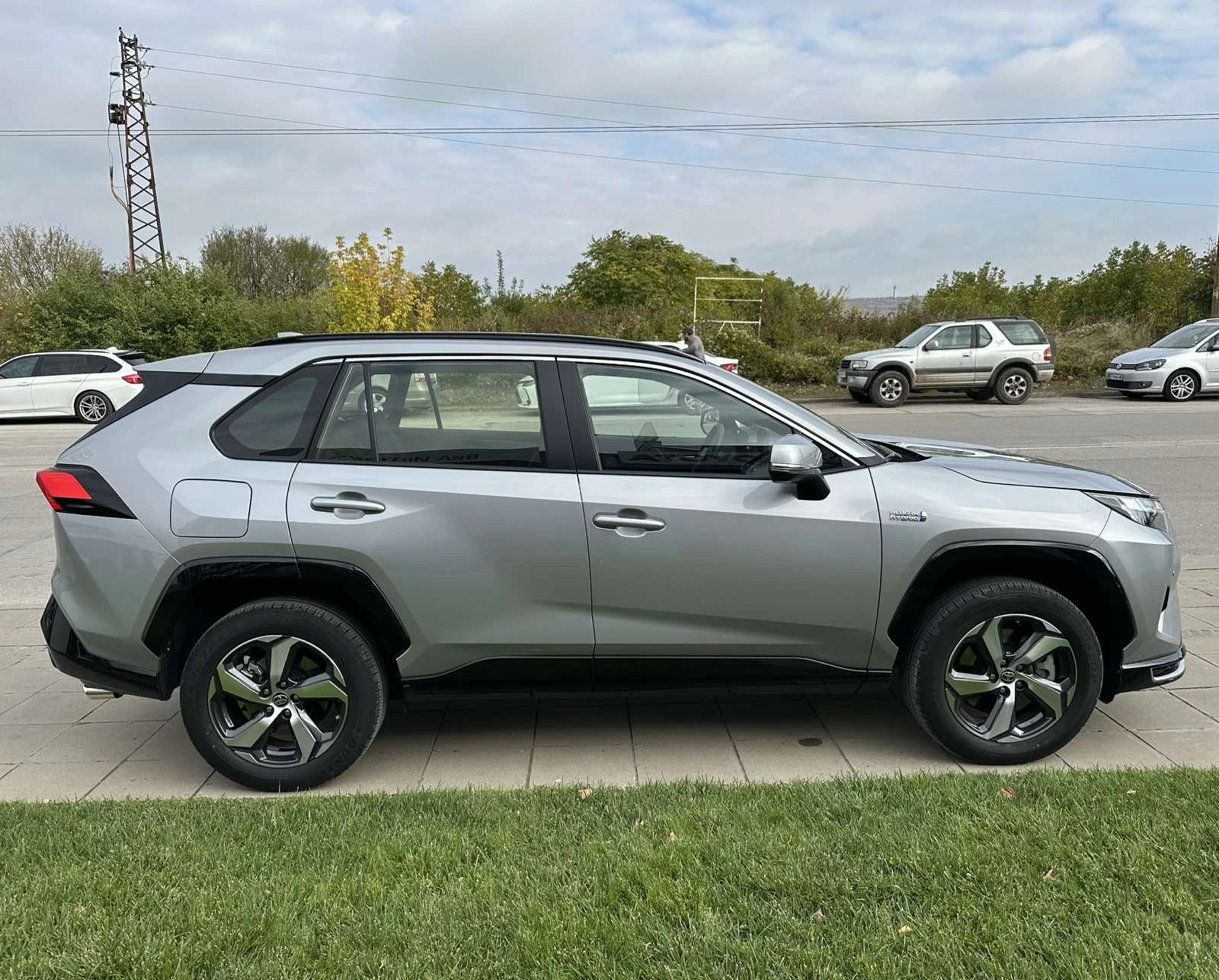 Toyota Rav4 2.5 PHEV EXECUTIVE AWD - изображение 9
