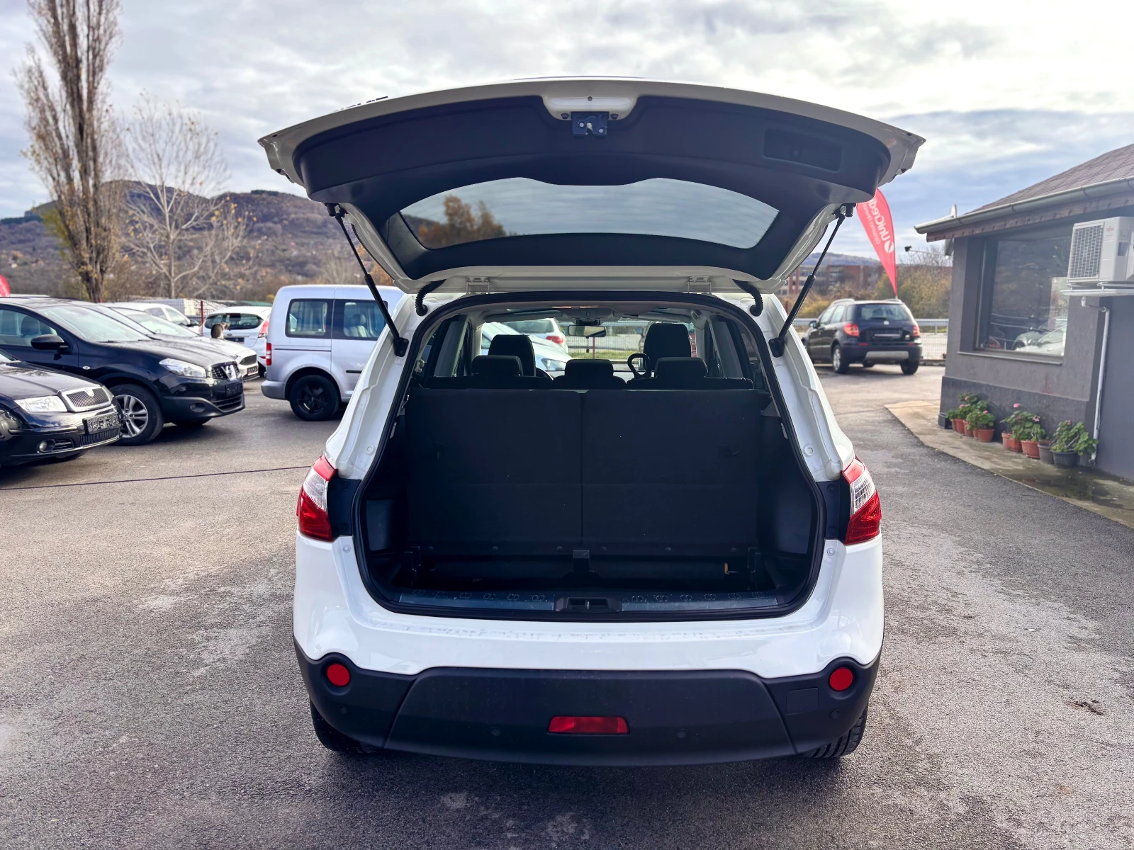 Nissan Qashqai + 2 - изображение 9