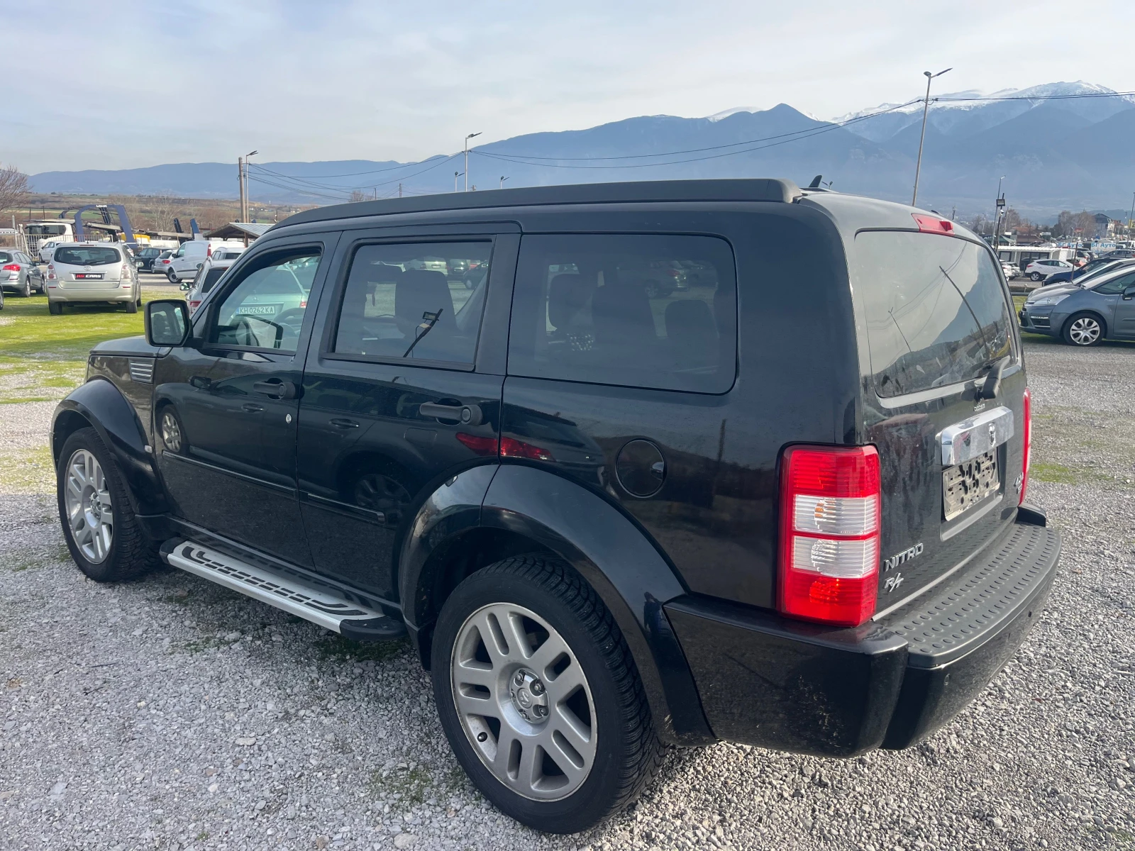 Dodge Nitro 2.8 CRDI - изображение 8