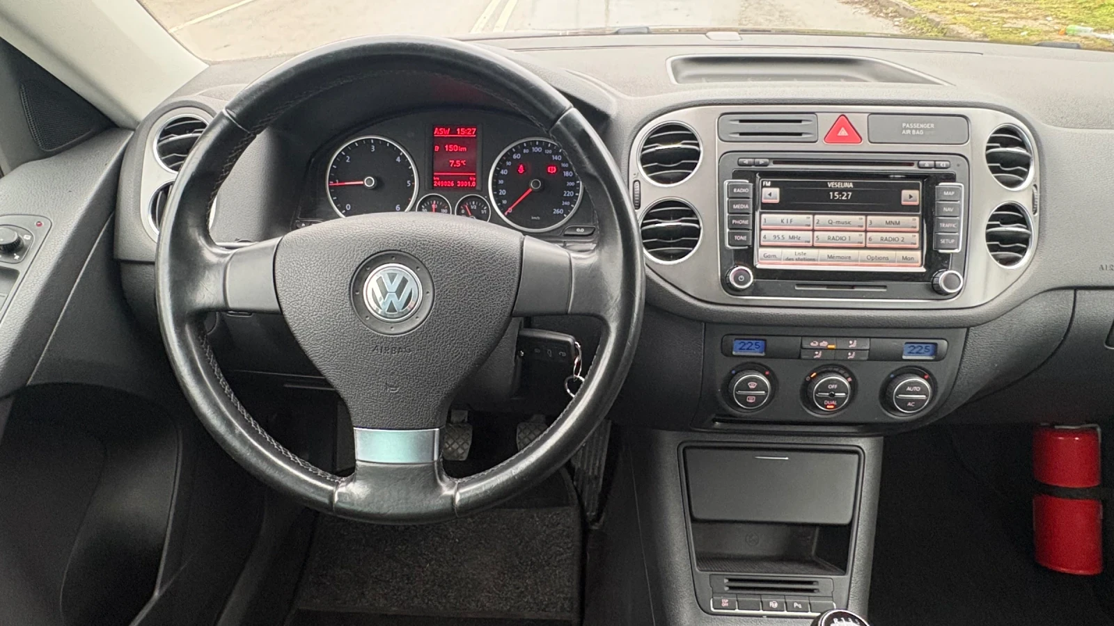 VW Tiguan 2.0 TDI  4X4 - изображение 6